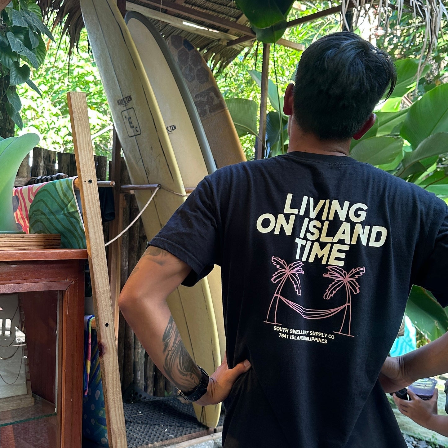 LIVING ON ISLAND TIME Lifestyle Tee